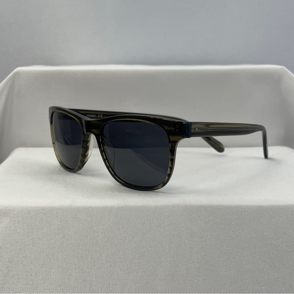 Fossil FOS 2112 Wayfarer Sunglasses – Olive Tortoise Frame with Dark Gray Lenses - Picture 2 of 12
